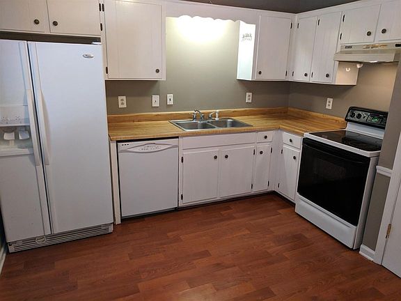5th image of 681 Mercer Dr