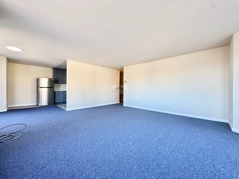900 Rivera St #6 — Photo 4