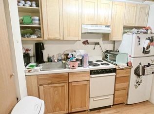 1725 Spruce St APT 2, Philadelphia, PA 19103