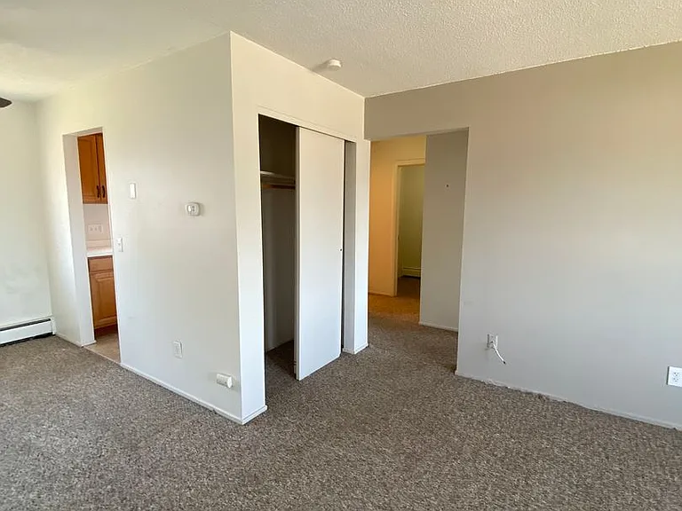 Barbara Manor — Photo 27