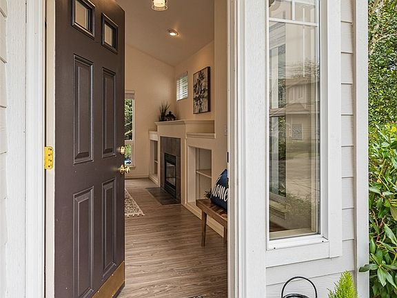 5th image of 16224 49th Ave W #6-B