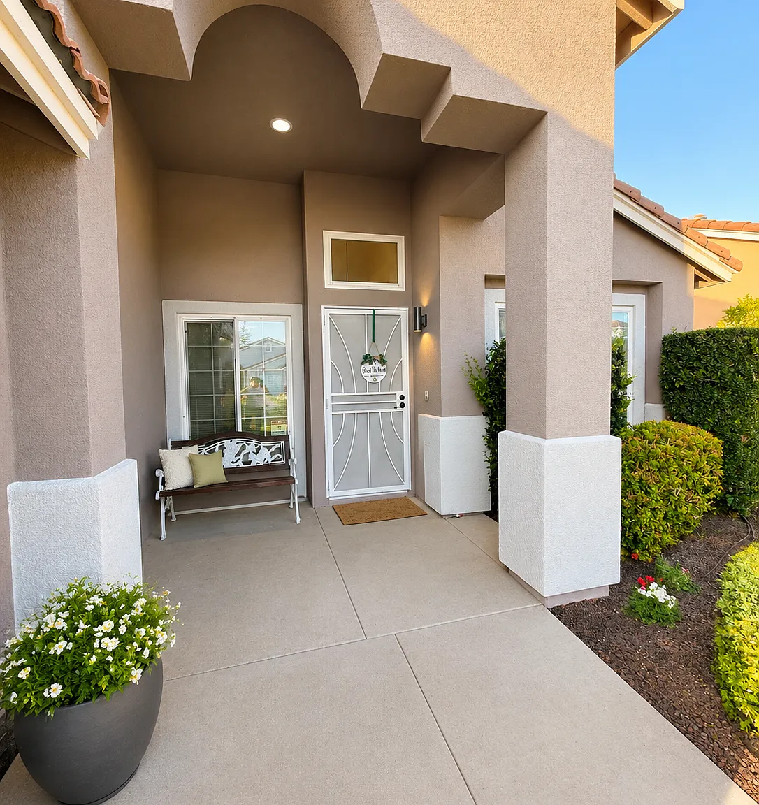 3 bed, 1697 sqft, $3,200 — Photo 2