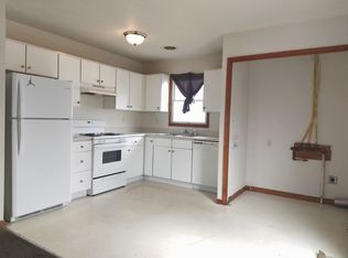 356 Stone Dr #D, Goshen, IN 46528