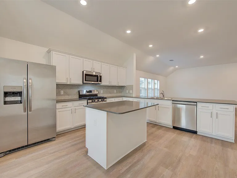 5607 Rock Head Ranch Trl — Photo 24