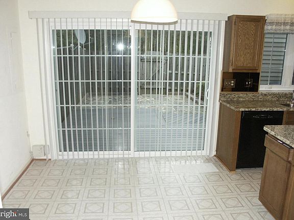 5th image of 7143 Tolliver St
