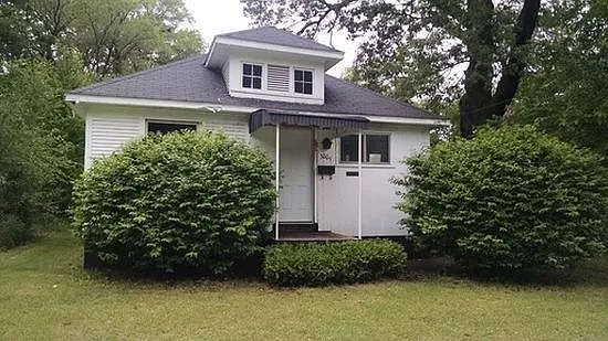 3005 Waalkes St photo 1
