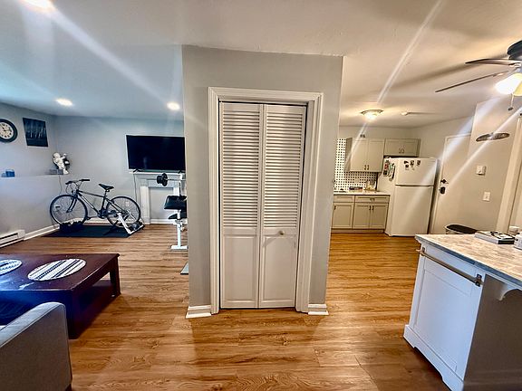 3rd image of 46 Gibbs St APT 1D