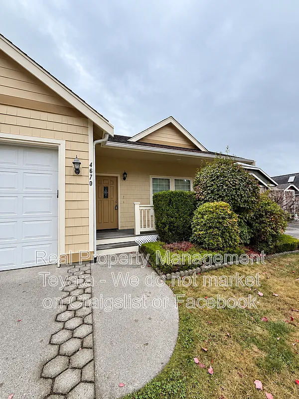 3 bed, 2.0 bath, 1410 sqft, $2,700 — Photo 2