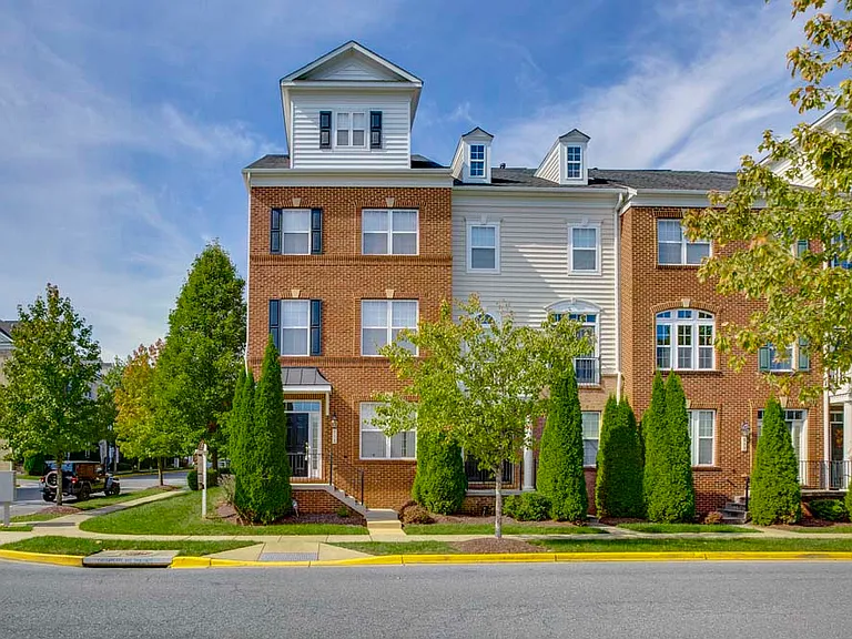 Summerfield At Morgan Metro Apartments — Photo 23