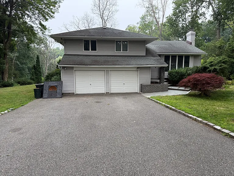 21 Sandra Dr — Photo 2