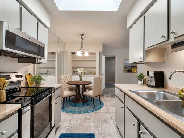 602 W Hononegh Dr Unit 6, Phoenix, AZ 85027