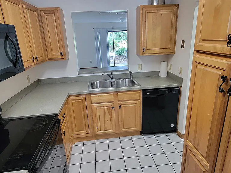 5 Moultrie Creek Cir — Photo 6