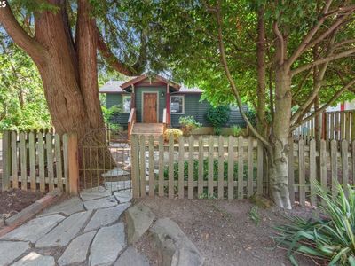 7404 SW 53rd Ave, Portland, OR, 97219