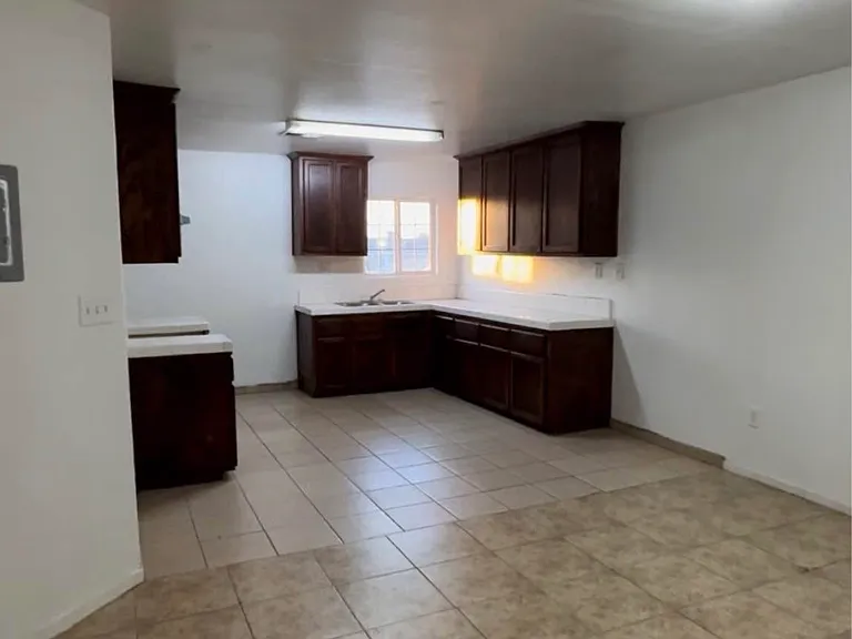 1632 Pacific St #A — Photo 2