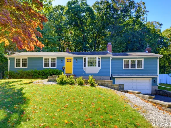 67 Wooddale Drive, Farmington, CT 06085