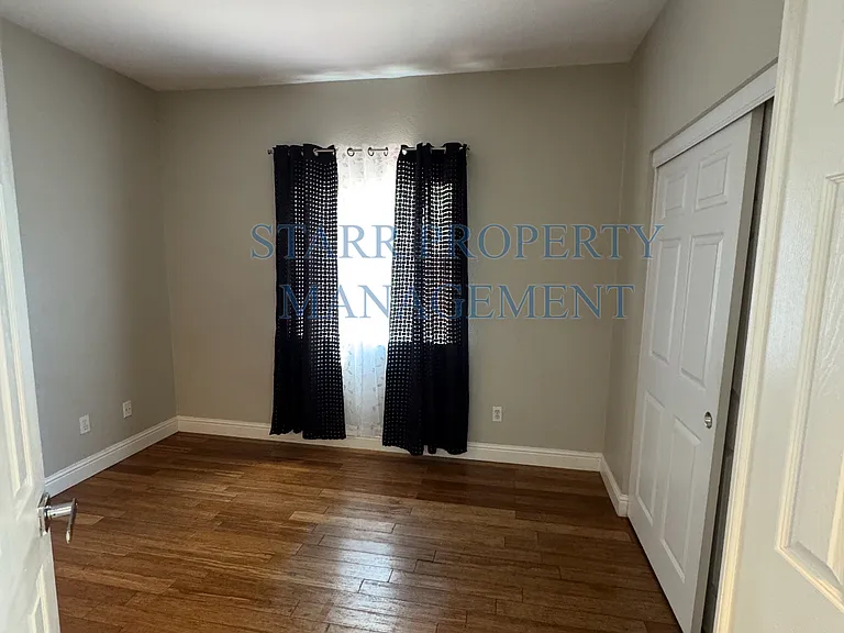 4919 Tyler Ct — Photo 8