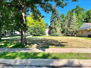 2008 Libal St, Green Bay, WI 54301