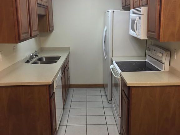 5th image of 515 Palomar Dr Unit 6