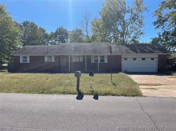 14502 W 18th St S, Sand Springs, OK 74063