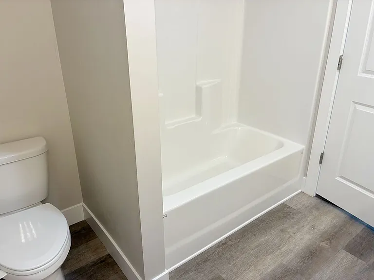 361 N Fanning Ave — Photo 14