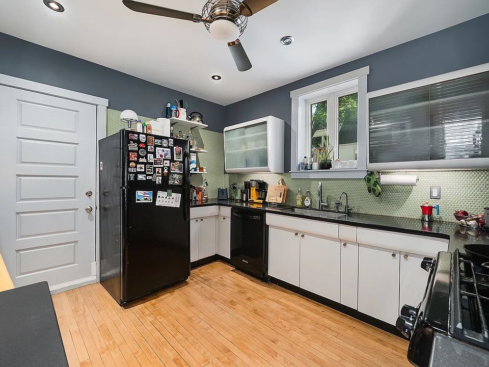 1st image of 2453 N Washtenaw Ave #1
