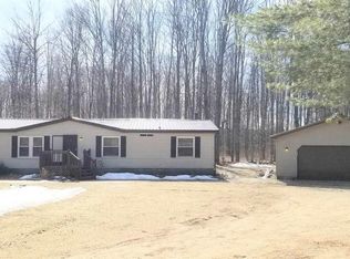 2260 S 7 1/2 Rd, Harrietta, MI 49638