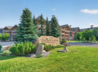 2330 S Fish Creek Blvd SW #2215, Calgary, AB T2Y0L1