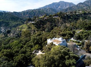 3535 Canyon Ridge Dr, Altadena, CA 91001