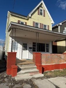 211 N 5th Ave, Altoona, PA, 16601