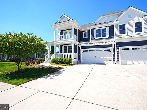 2nd image of 19280 Cavendish Way