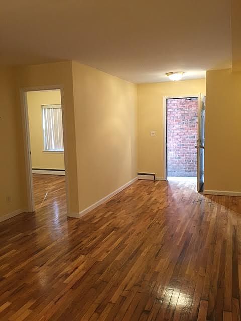 1st image of 718A Dekalb Ave #1