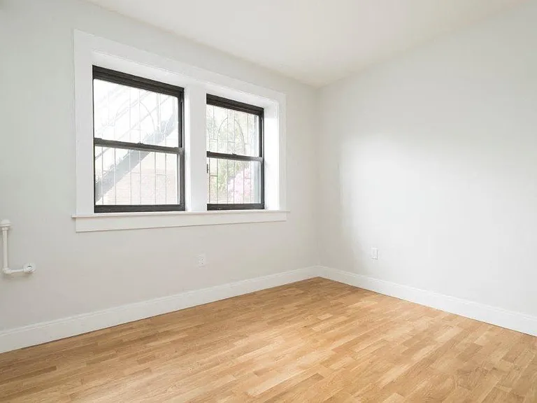 123 Highland Avenue — Photo 12