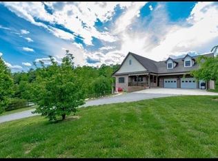 2600 Setzers Creek Rd, Lenoir, NC 28645
