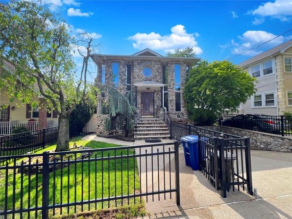 526 Yetman Ave, Staten Island, NY 10307