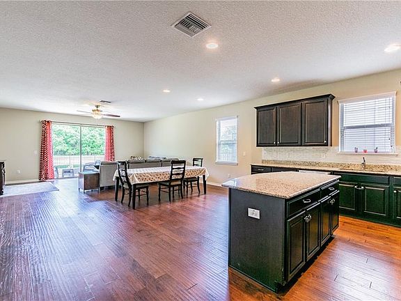 5th image of 3107 Winglewood Cir