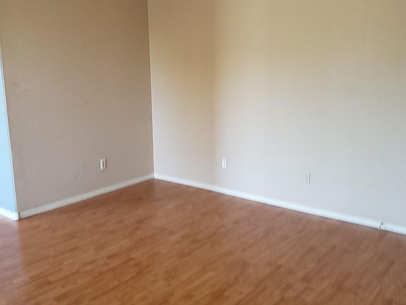 5th image of 9794 Beach Rose Ct