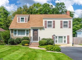 8 House Rd, Morristown, NJ 07960