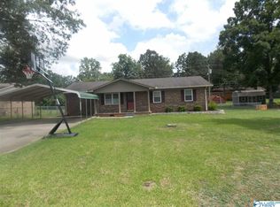 505 Walker Rd SW, Hartselle, AL 35640