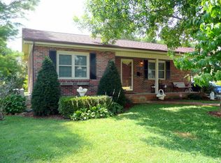 911 Price St, Sweetwater, TN 37874