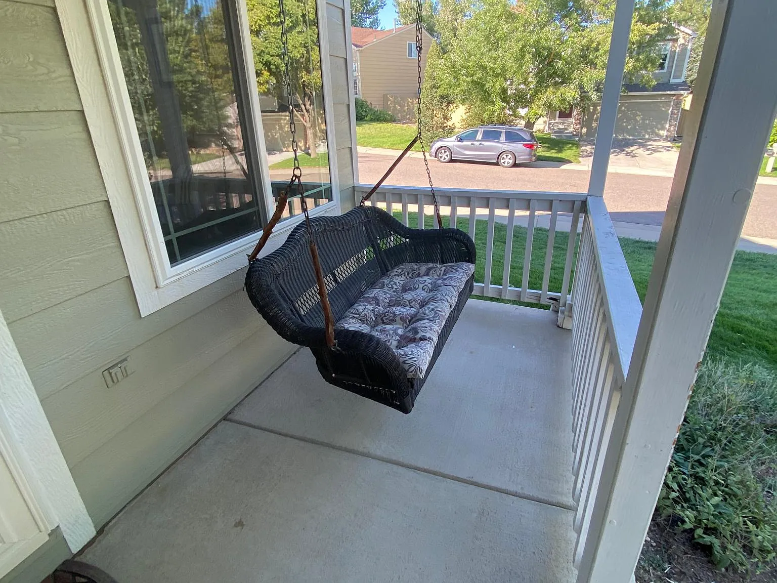 3 bed, 3.5 bath, 1348 sqft, $3,200 — Photo 2