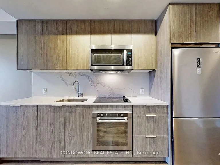 32 Forest Manor Rd #2201 — Photo 2