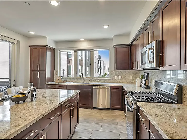 421 Vineyard Ave #21 — Photo 20