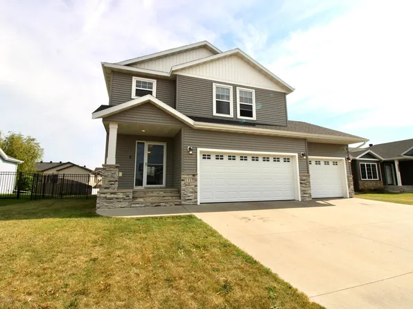 1317 29th Ave W, West Fargo, ND 58078