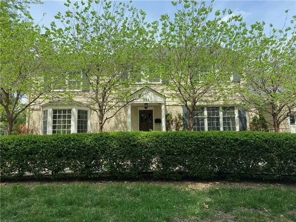 824 W 53rd St, Kansas City, MO 64112