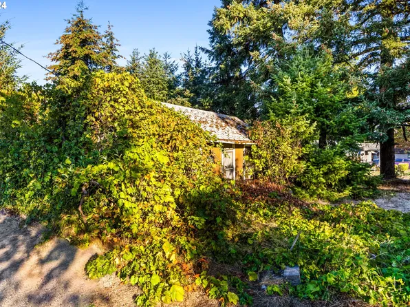 7425 5th St SE, Turner, OR 97392