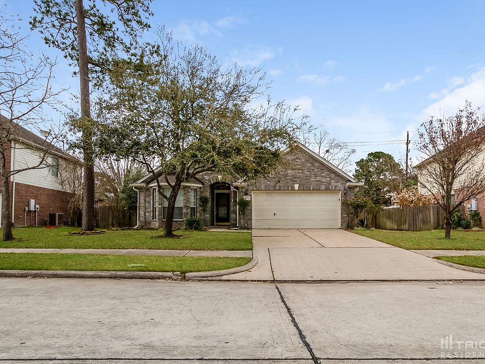 1st image of 19006 Summer Anne Dr