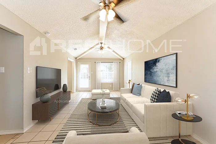 220 E Milas Dr — Photo 6