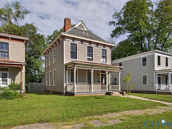4th image of 839 W High St