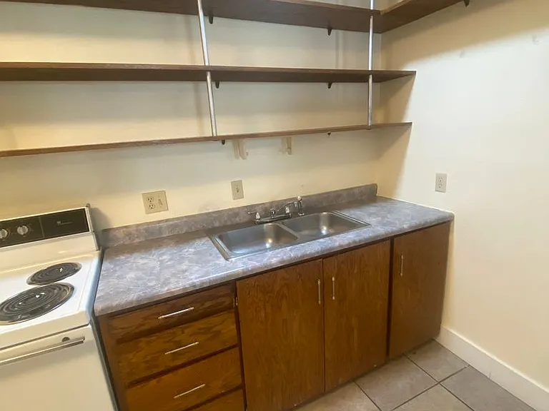 1207 W Washington St — Photo 66