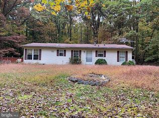 101 Forge Dam Rd, Shartlesville, PA 19526